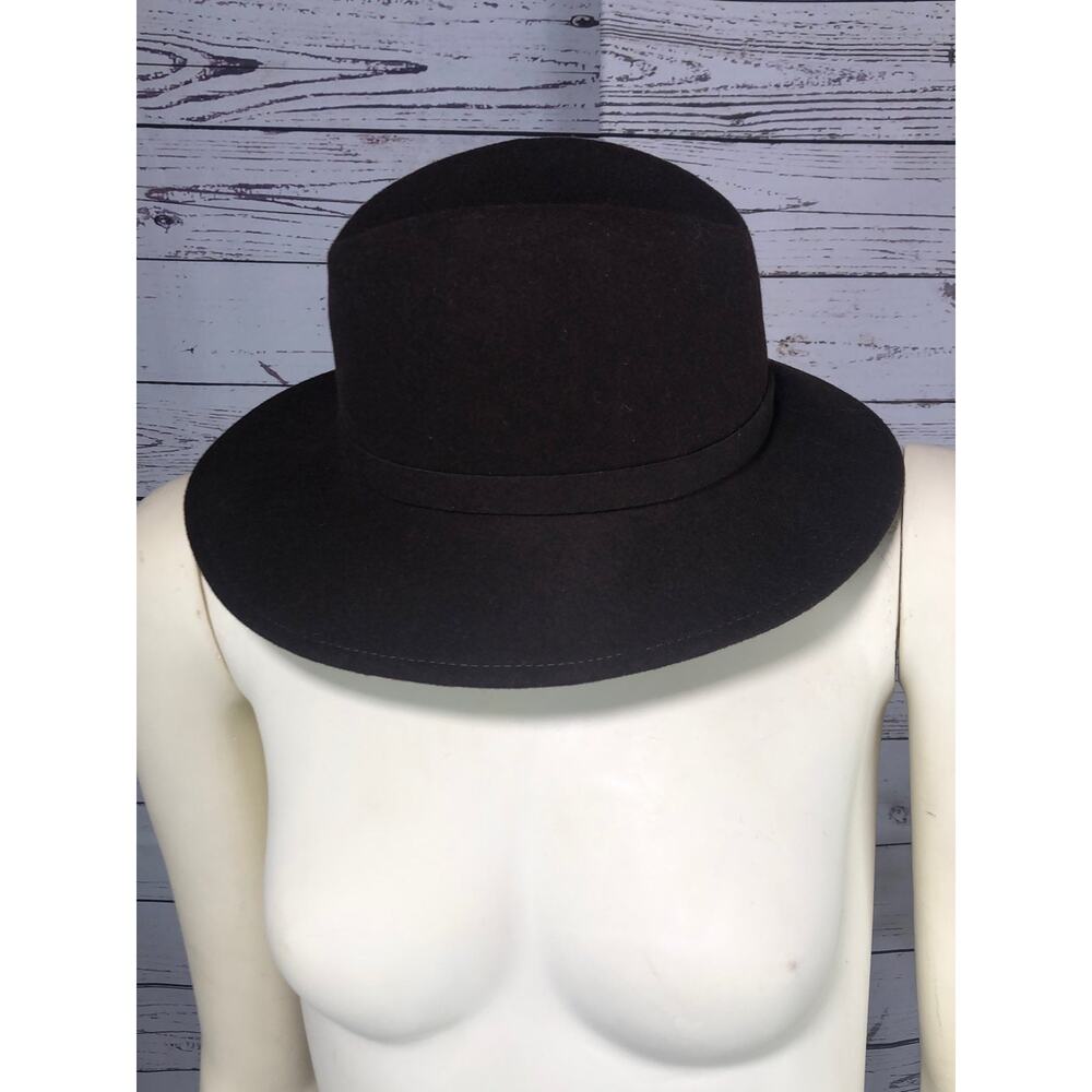 Vintage Doeskin Brown hat with Fall colored feathers - Picture 6 of 12